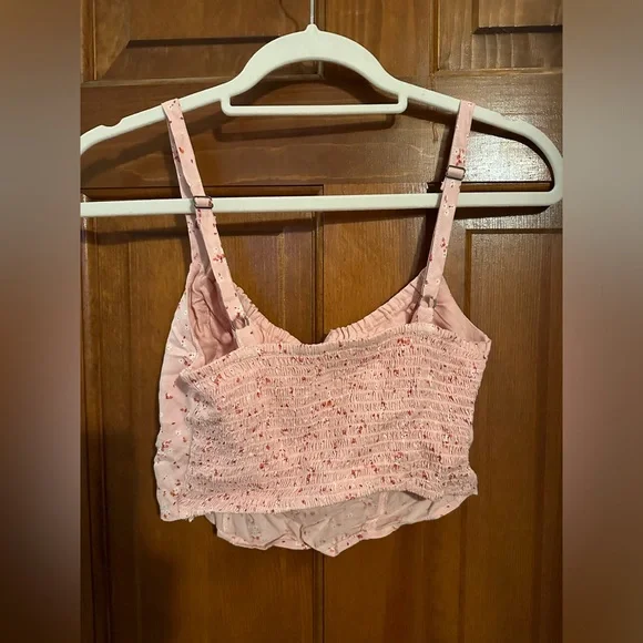 pink floral crop top - Picture 3 of 3